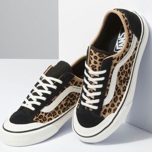 EUC Vans Mini Leopard Style 36 Deacon SF size 8